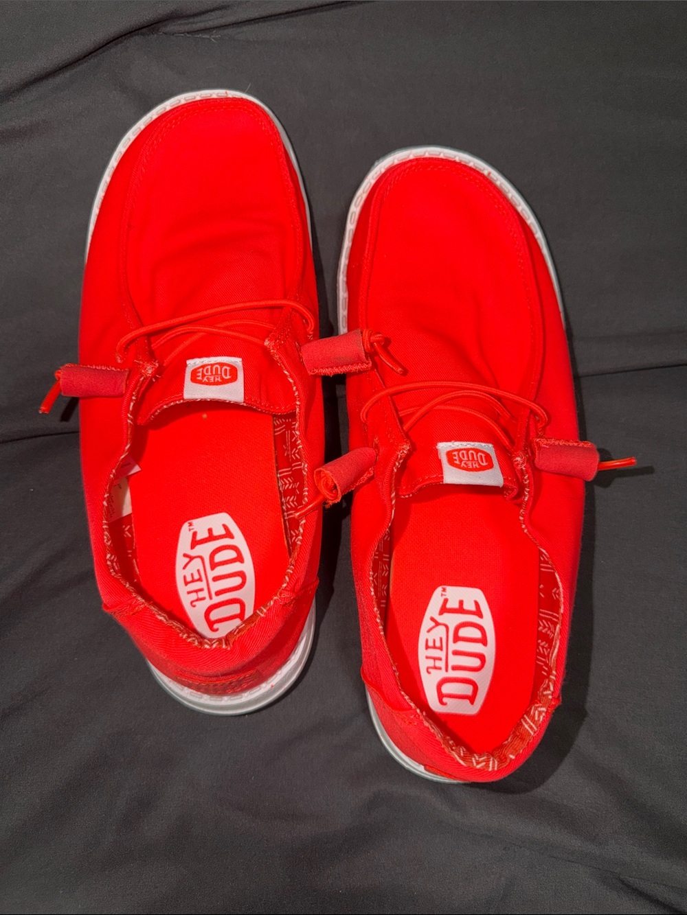 Women’s 9 Hot Pink Hey Dudes